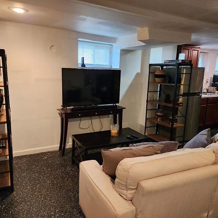 Cozy Studio; Lower Level Unit Nova York Exterior foto