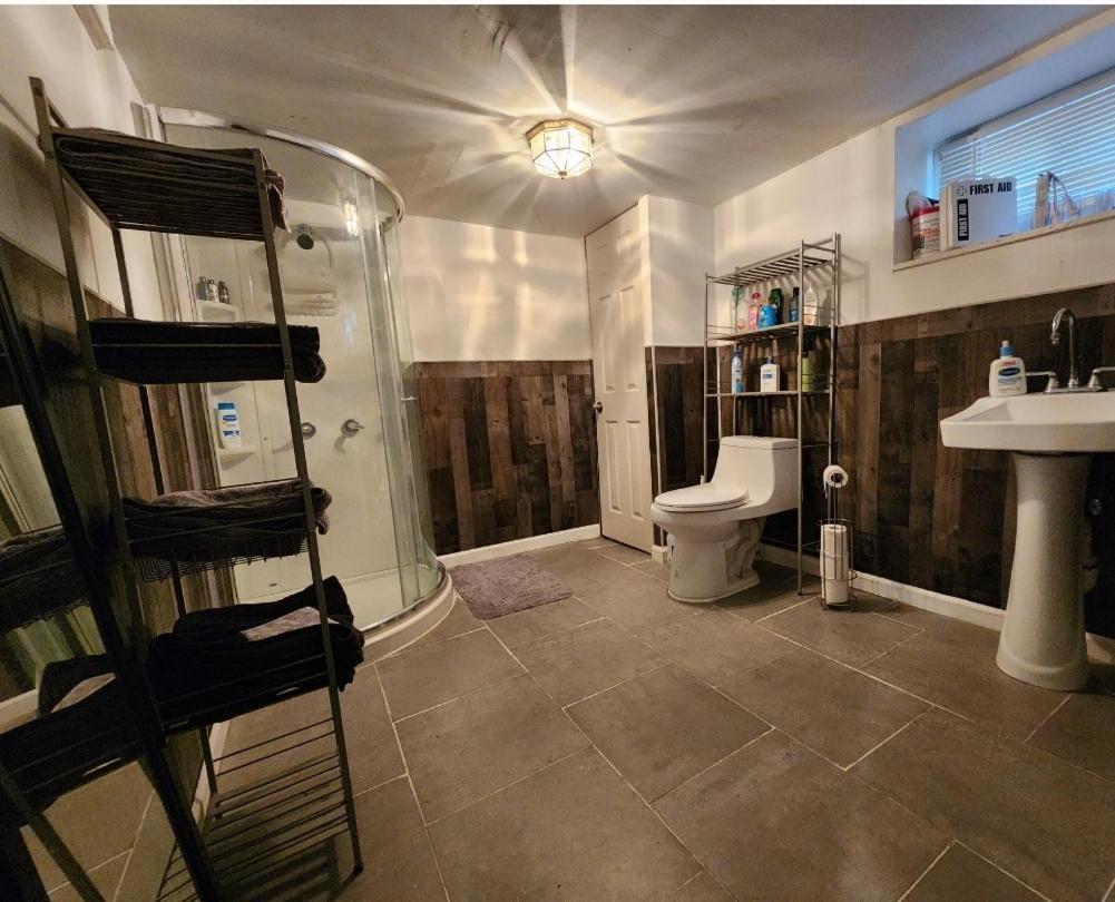 Cozy Studio; Lower Level Unit Nova York Exterior foto